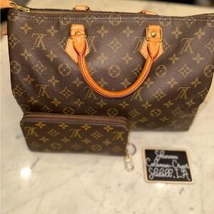 Louis Vuitton Speedy 35